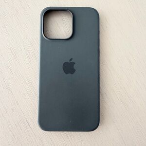 Apple Mag Safe Silicone iPhone 15 Pro Max Case in Clay